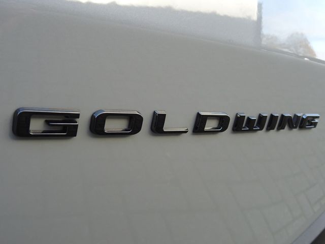 honda - gl-1800-goldwing-f6b