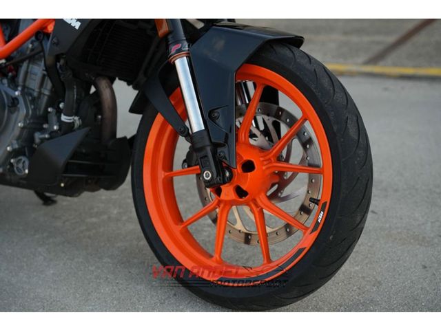 ktm - 390-duke-abs