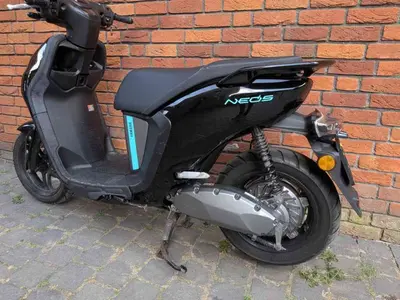 YAMAHA NEO S – foto 4