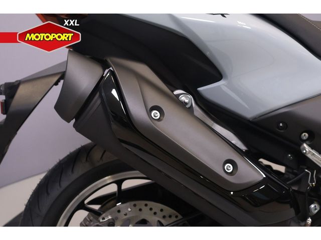 yamaha - tmax-tech-max-560