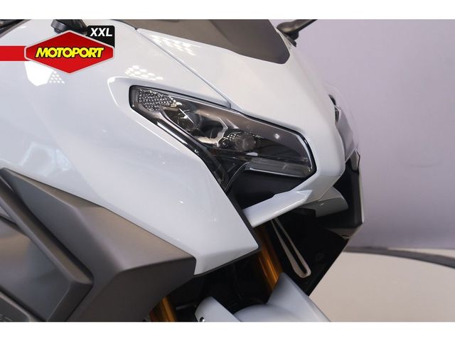 yamaha - tmax-tech-max-560