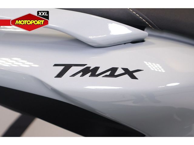 yamaha - tmax-tech-max-560