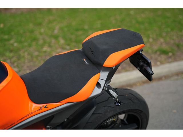 ktm - 1290-super-duke-r