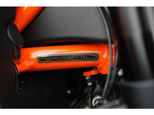 ktm - 1290-super-duke-r