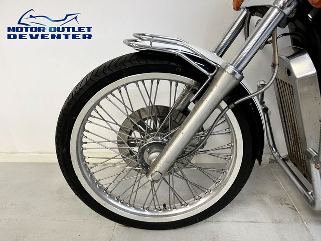 suzuki - vs-600-intruder
