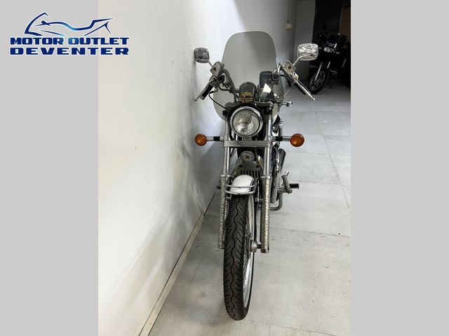 suzuki - vs-600-intruder