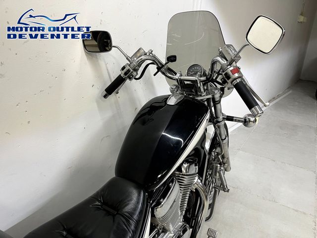 suzuki - vs-600-intruder
