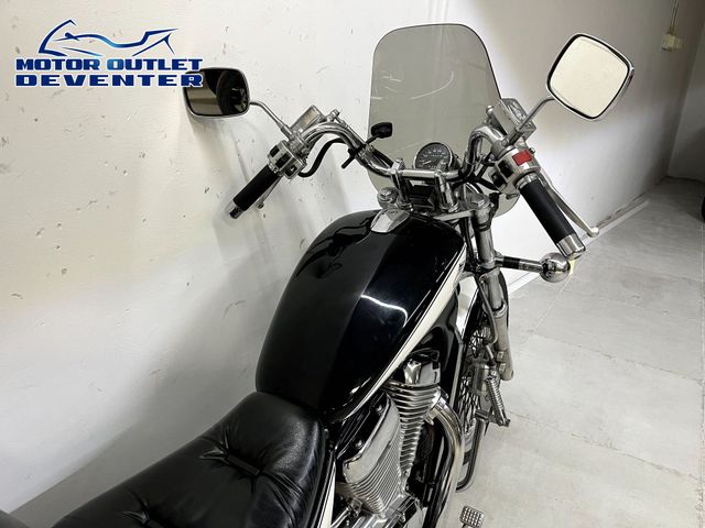 suzuki - vs-600-intruder