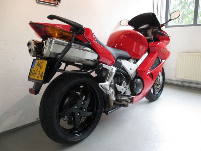 honda - vfr-800-fi