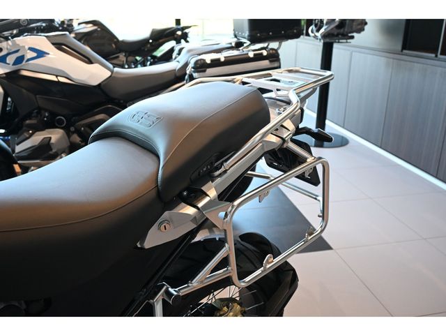 bmw - r-1250-gs-adventure