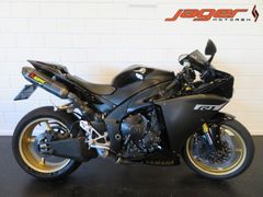 YAMAHA YZF R1