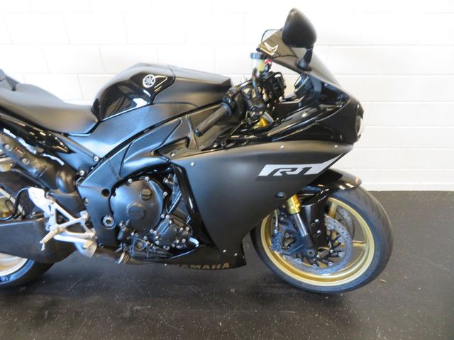 yamaha - yzf-r1