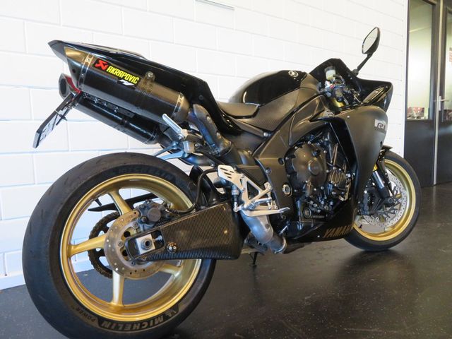 yamaha - yzf-r1