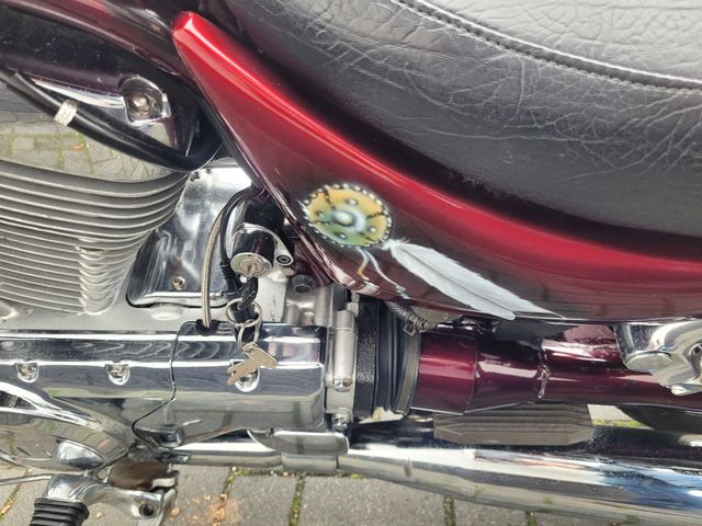 suzuki - vs-750-intruder