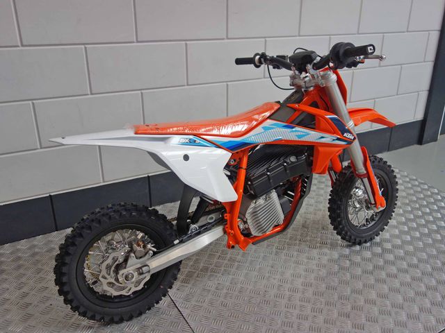 ktm - sx-e3