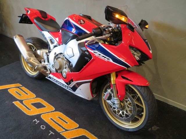 honda - cbr-1000-rr-fireblade-sp
