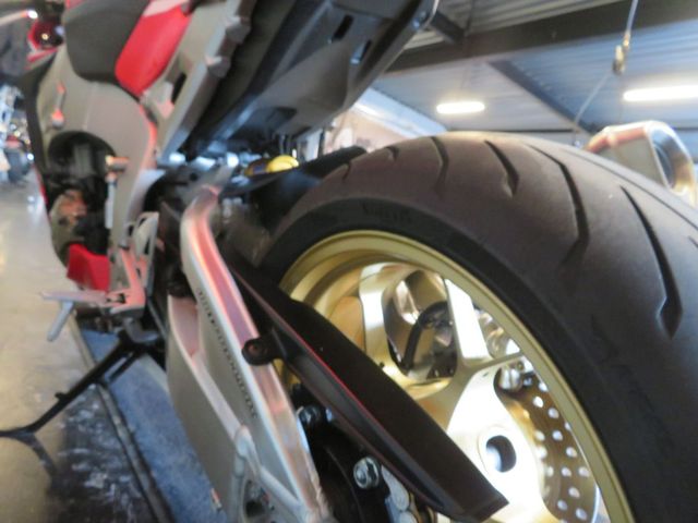 honda - cbr-1000-rr-fireblade-sp