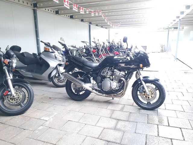 suzuki - gsf-600-s-bandit