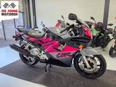 HONDA CBR 600 F – foto 4