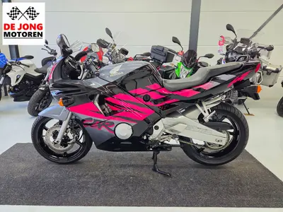 HONDA CBR 600 F – foto 2