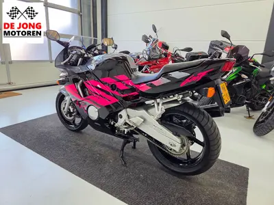 HONDA CBR 600 F – foto 3