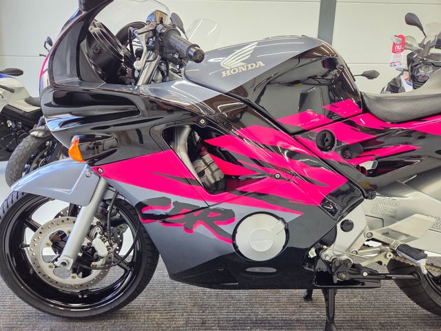 honda - cbr-600-f