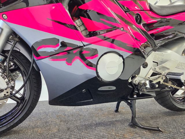 honda - cbr-600-f