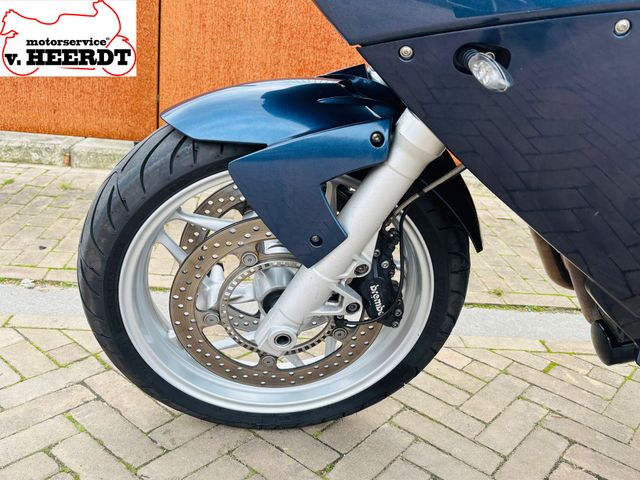 bmw - f-800-st