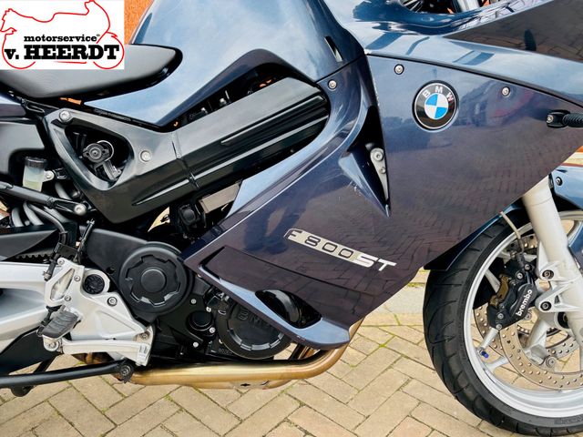 bmw - f-800-st