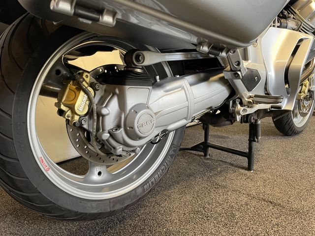 moto-guzzi - norge-1200