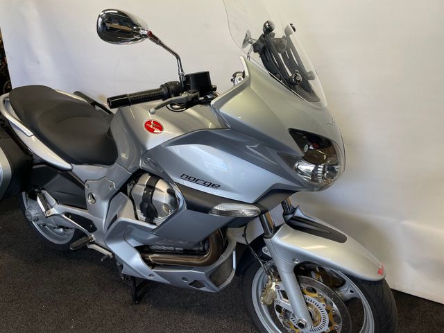 moto-guzzi - norge-1200