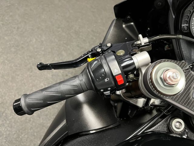 suzuki - gsx-r-1000