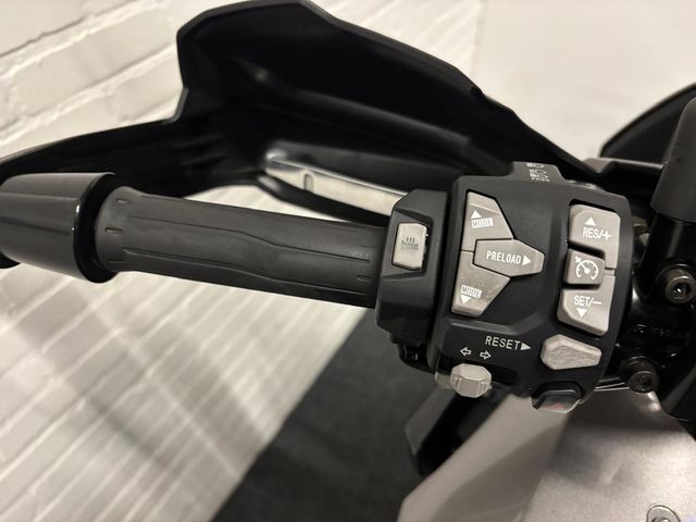 kawasaki - versys-1100-se-grand-tourer