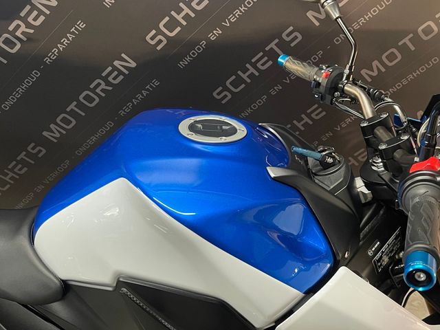 suzuki - gsr-750-a