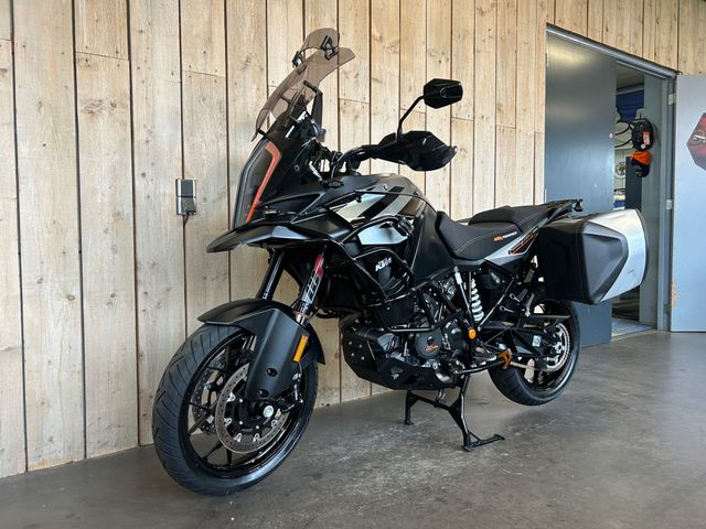 ktm - 1290-super-adventure-s
