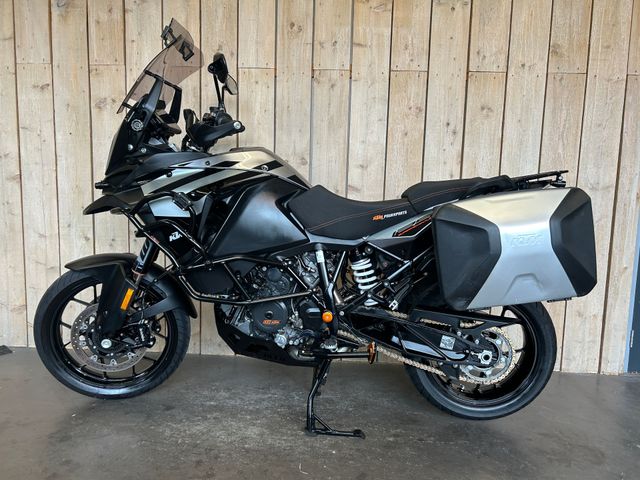 ktm - 1290-super-adventure-s