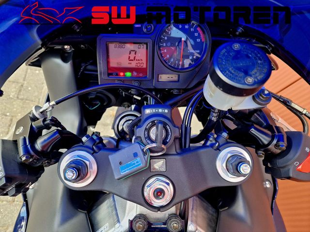 honda - cbr-900-rr-fireblade