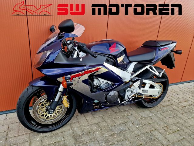 honda - cbr-900-rr-fireblade