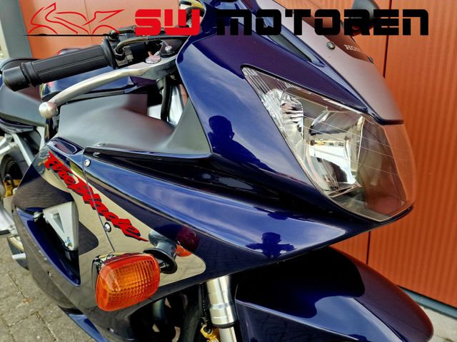 honda - cbr-900-rr-fireblade