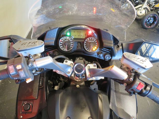 kawasaki - gtr-1400