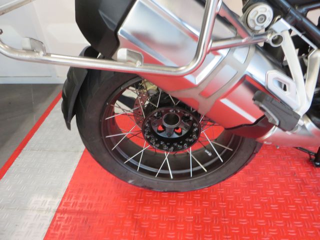 bmw - r-1200-gs-lc-adventure