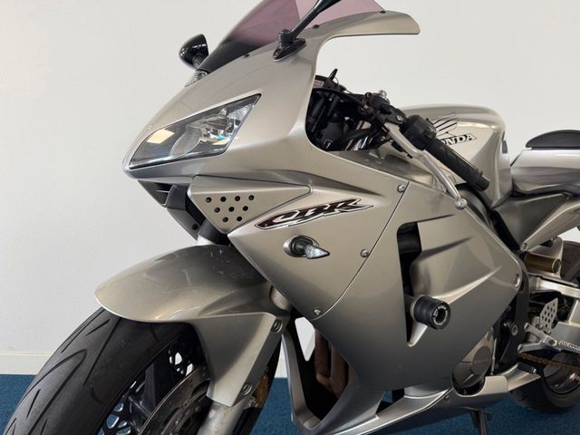 honda - cbr-600-rr