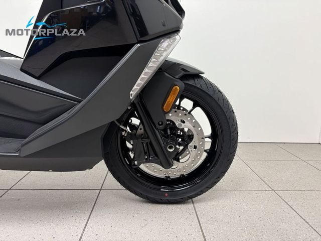 bmw - c-400-gt