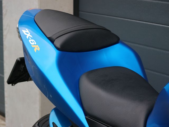 kawasaki - ninja-zx-6r