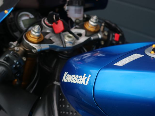kawasaki - ninja-zx-6r