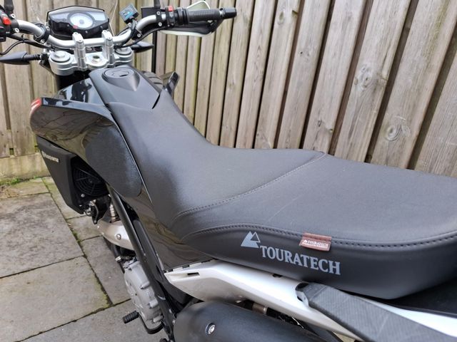 husqvarna - tr-650-strada-abs