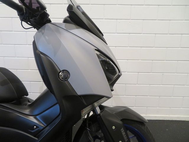 yamaha - x-max-300