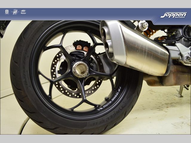 moto-guzzi - v-100-mandello-s