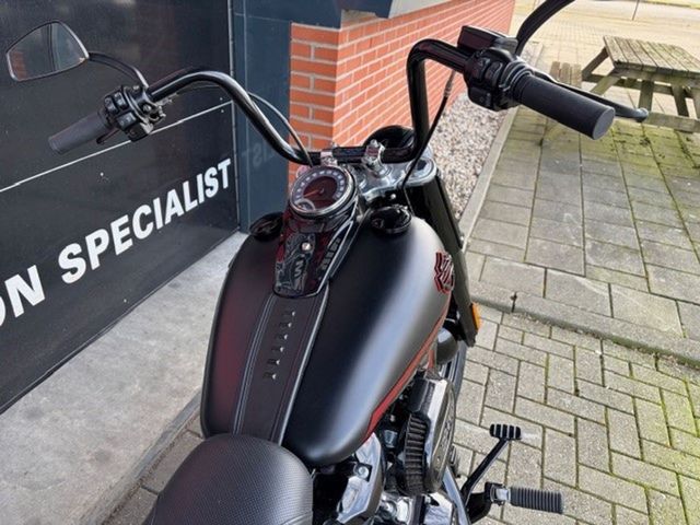 harley-davidson - heritage-classic-softail-flhc