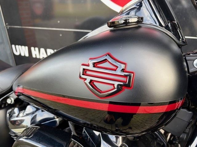 harley-davidson - heritage-classic-softail-flhc